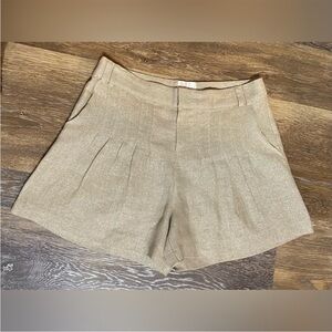 Parker linen shorts tan size small so pretty!!